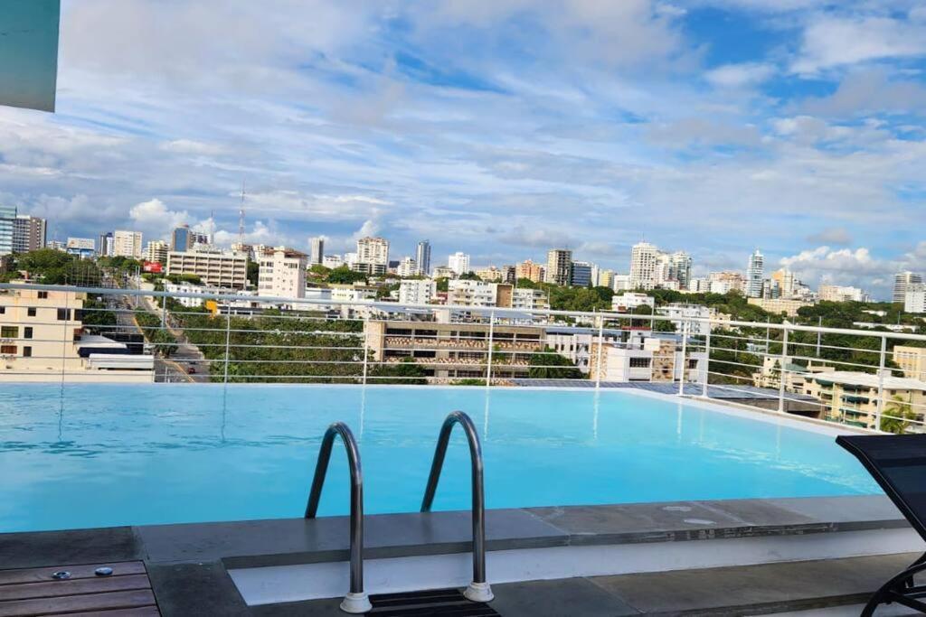 Lincoln Suite Pool - Gym - Sauna سانتو دومينجو المظهر الخارجي الصورة